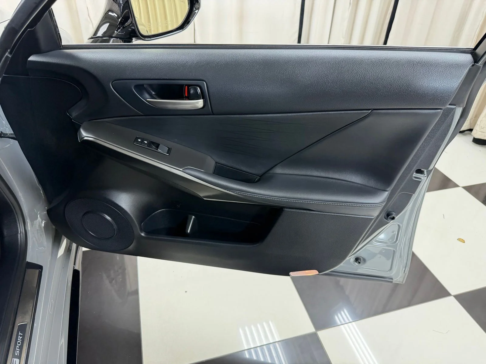 Used 2024  Lexus 350 F SPORT image 26