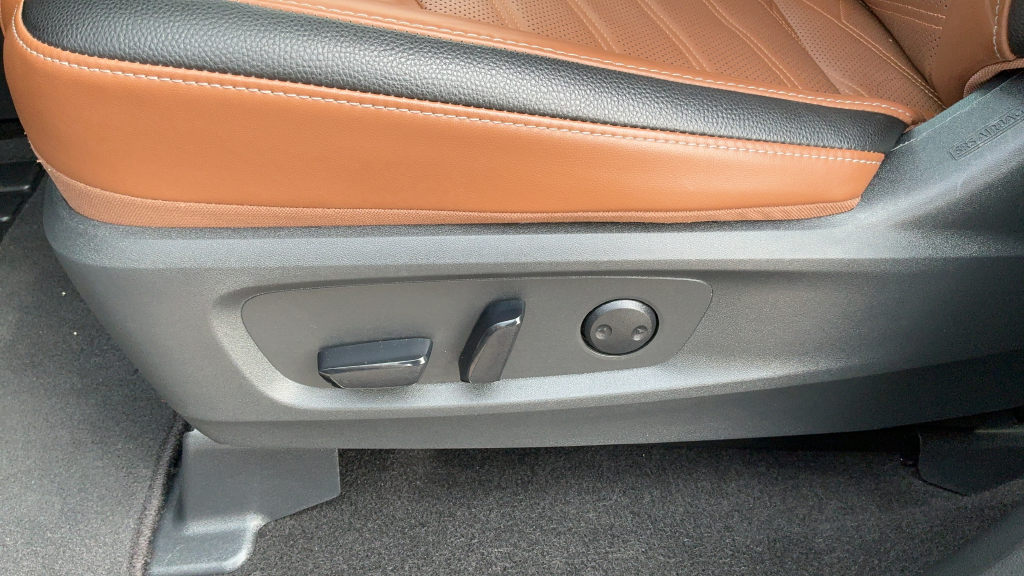 Certified Used 2024 Boulder Gray Pe Nissan Platinum image 19