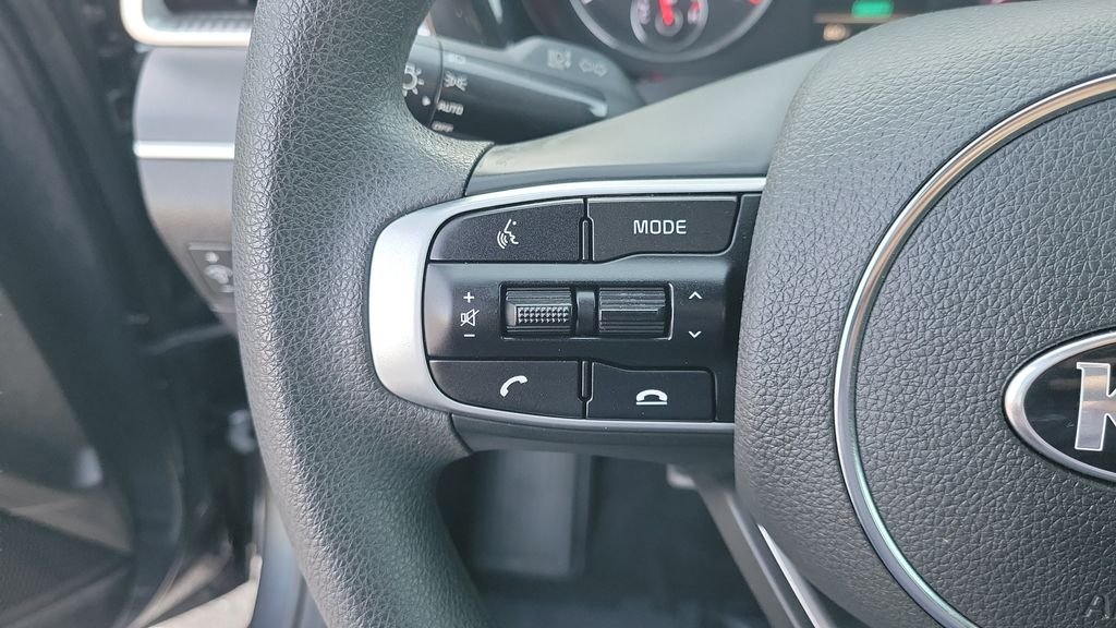 Used 2021 Gray Kia LXS image 20