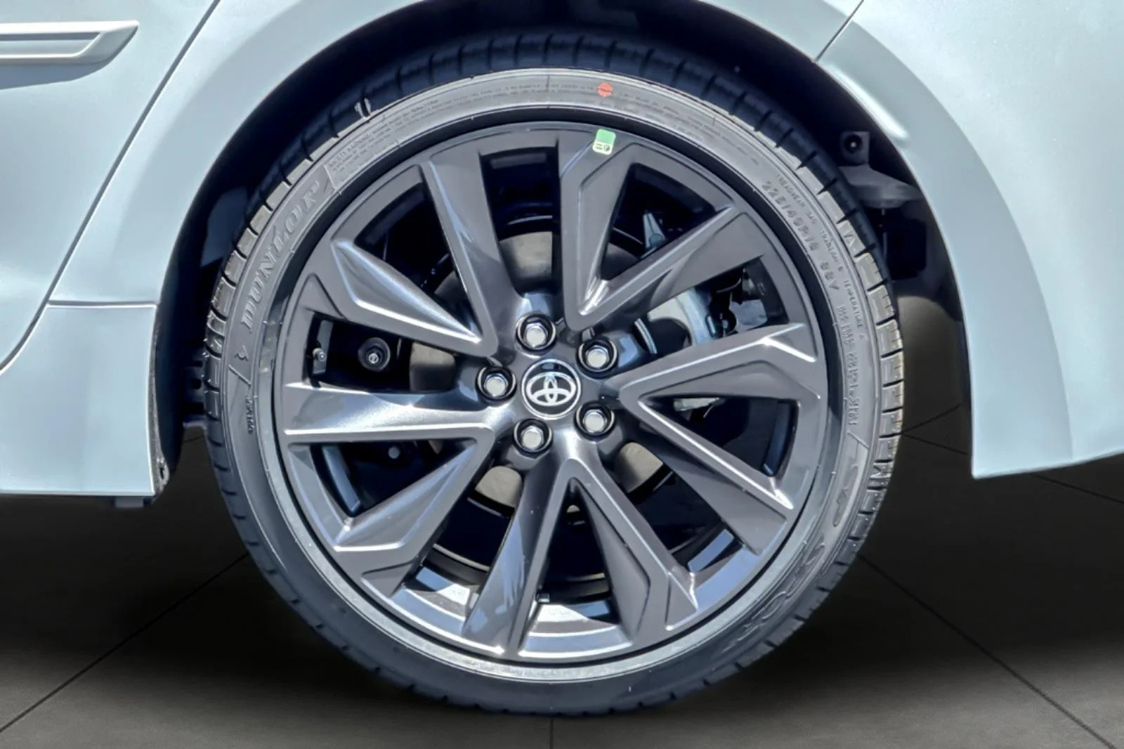 New 2026 Wind Chill Pearl <sup>1</sup> Toyota  XSE image 24