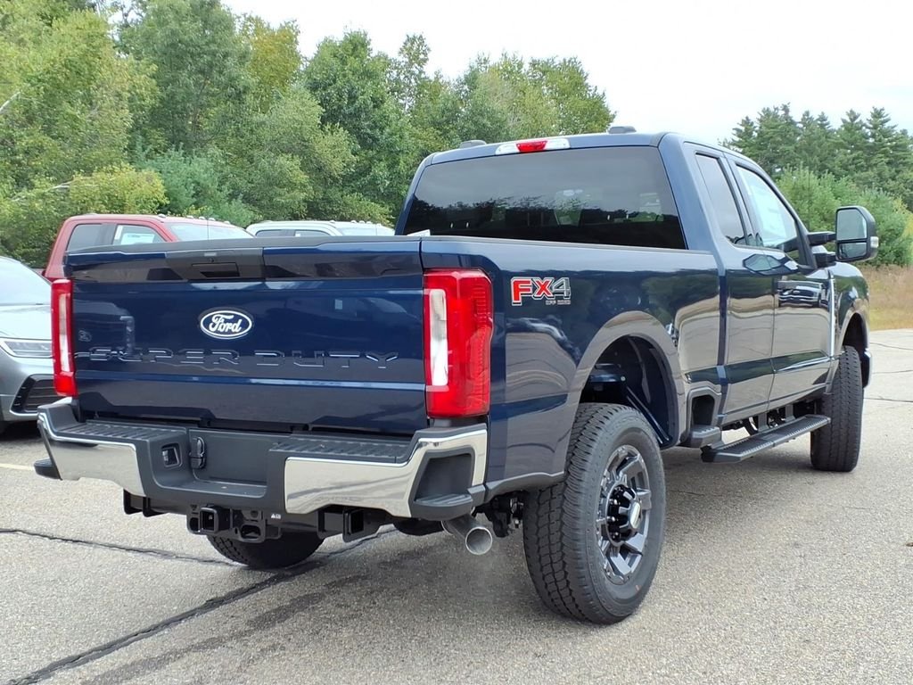 New 2027 Neptune Blue Ford F-350® XLT image 5