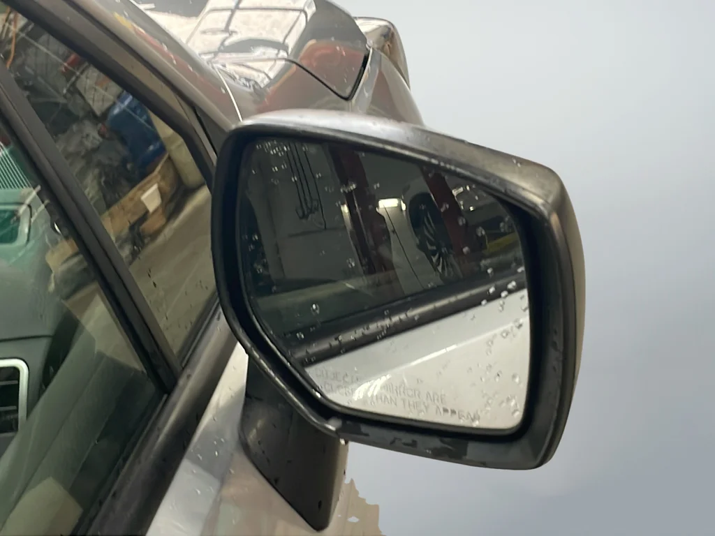 Used 2018 Silver Subaru 2.5i image 39