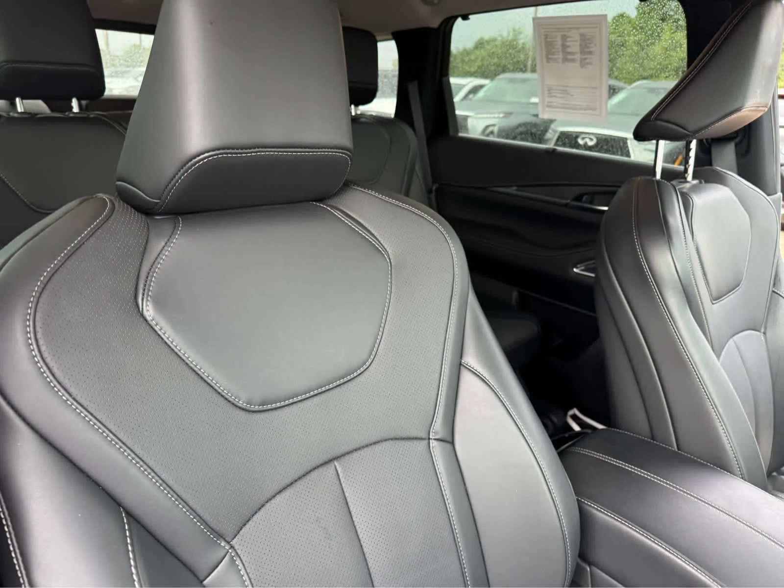 Certified Used 2026 Grand Blue INFINITI LUXE image 12