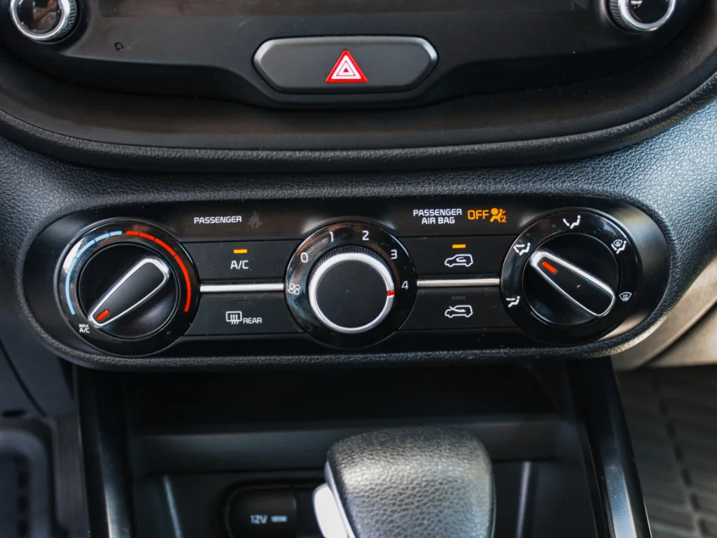 Used 2021 Gravity Gray Kia S image 17