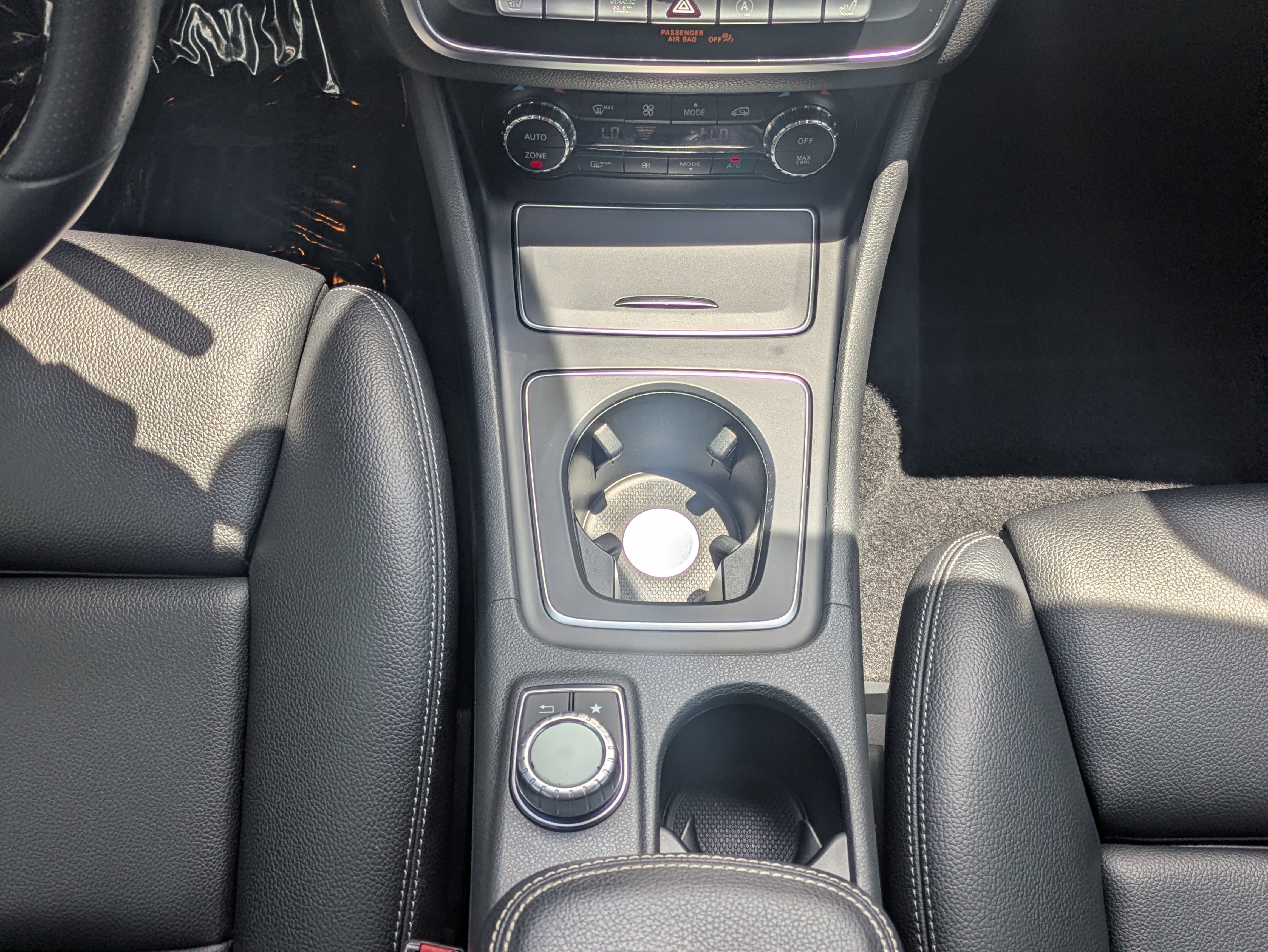 Used 2018 Night Black Mercedes-Benz GLA 250 image 18