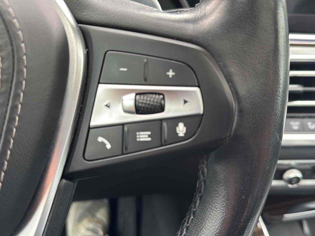 Used 2019 Black Sapphire Metallic BMW xDrive40i image 41