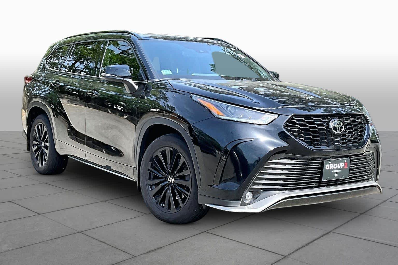 Used 2023 Midnight Black Metallic Toyota XSE image 3
