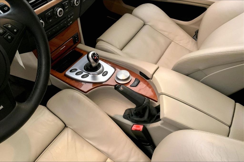 Used 2008 Space Gray Metallic BMW  image 22