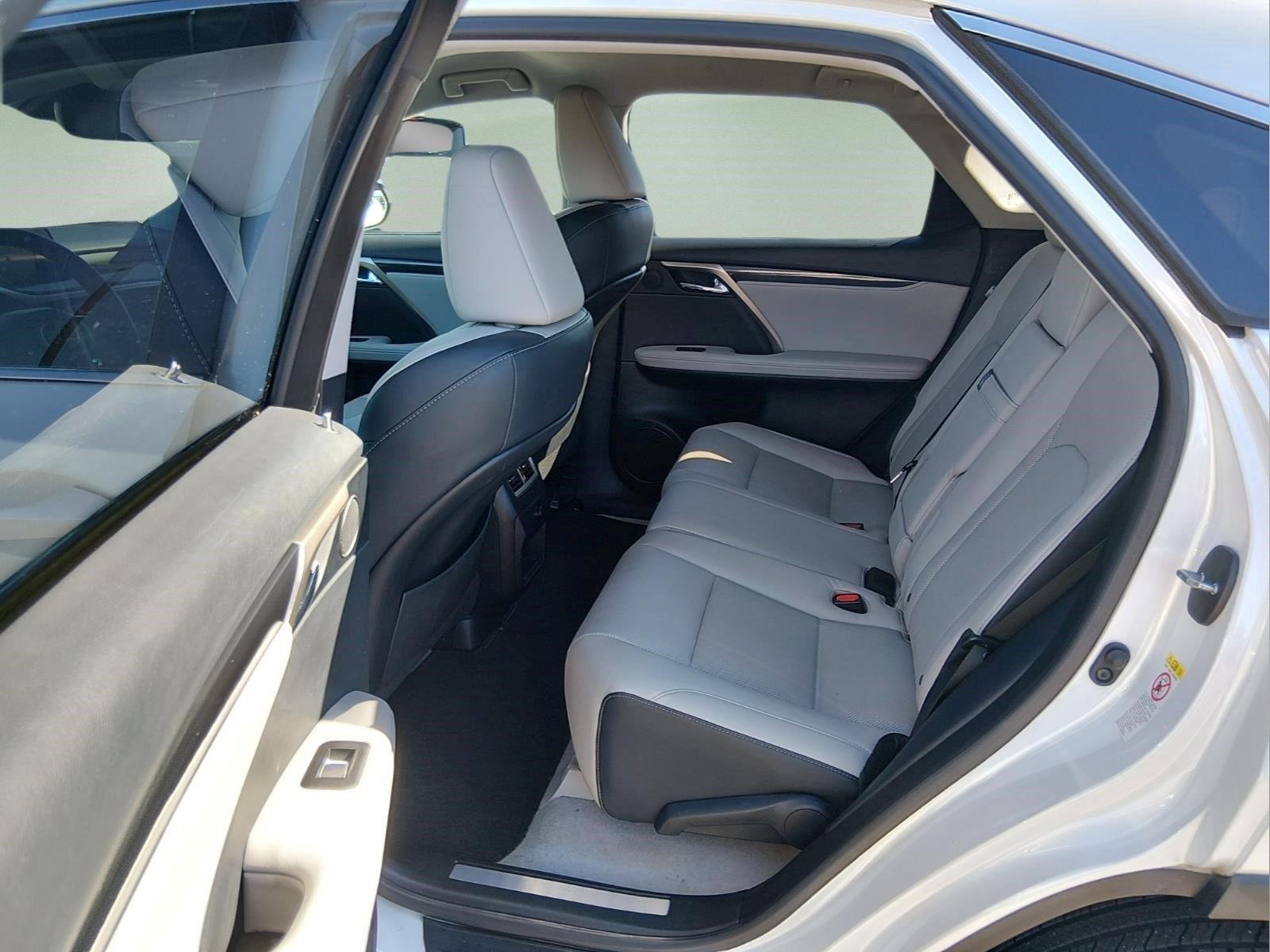 Used 2019 Eminent White Pearl Lexus RX 350 image 19