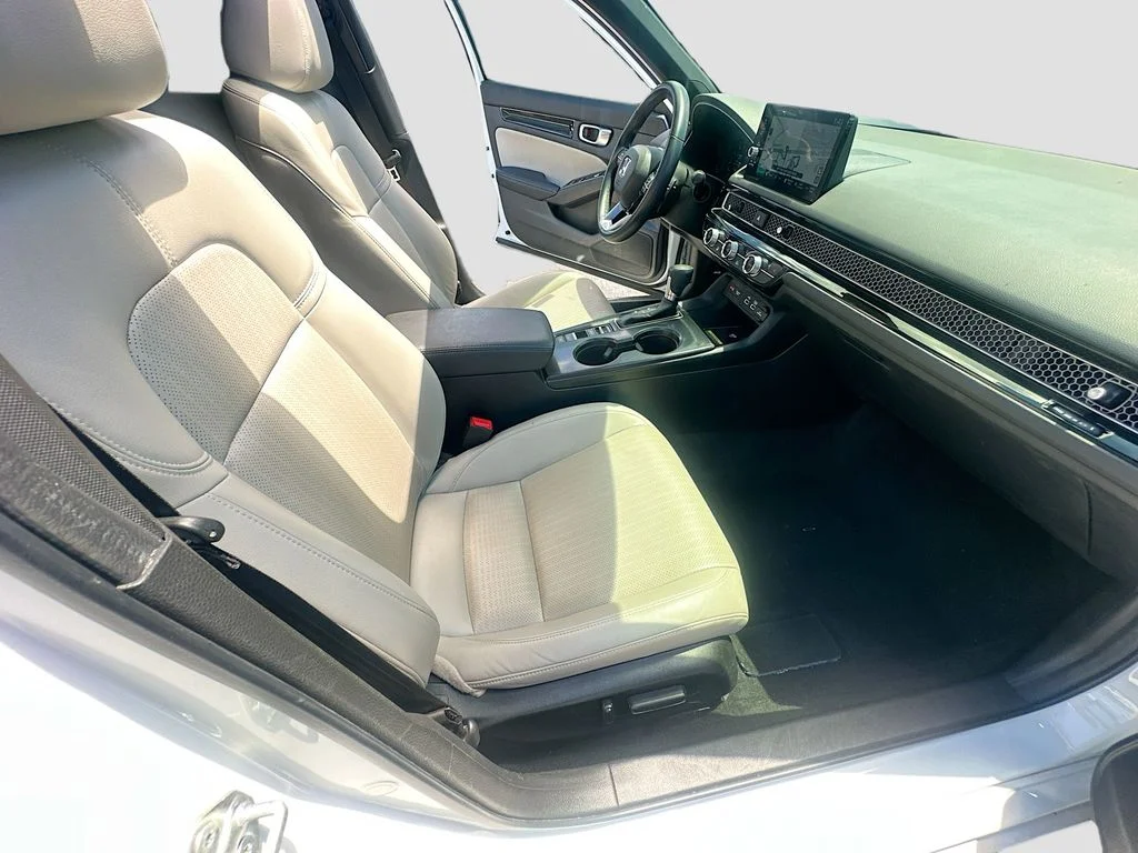 Used 2023 Platinum White Pearl Honda Sport Touring image 29