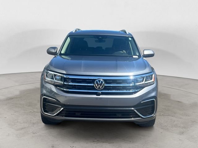 Used 2022 Platinum Gray Metallic Volkswagen 3.6L V6 SEL Premium R-Line image 2