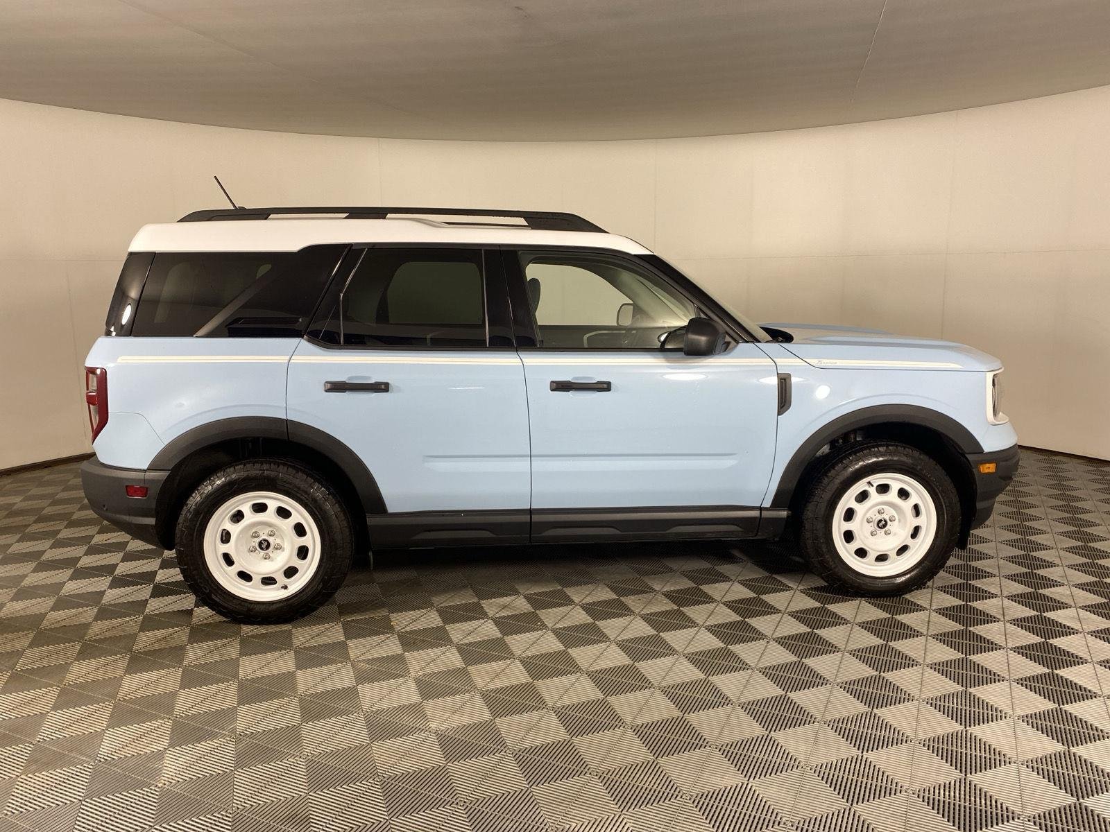 Used 2024 Robins Egg Blue Ford Heritage image 8