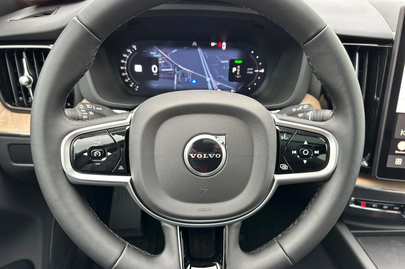 New 2026 Onyx Black Volvo Plus image 23