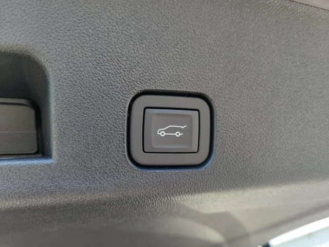 New 2027 Mosaic Black Metallic Chevrolet Z71 image 12