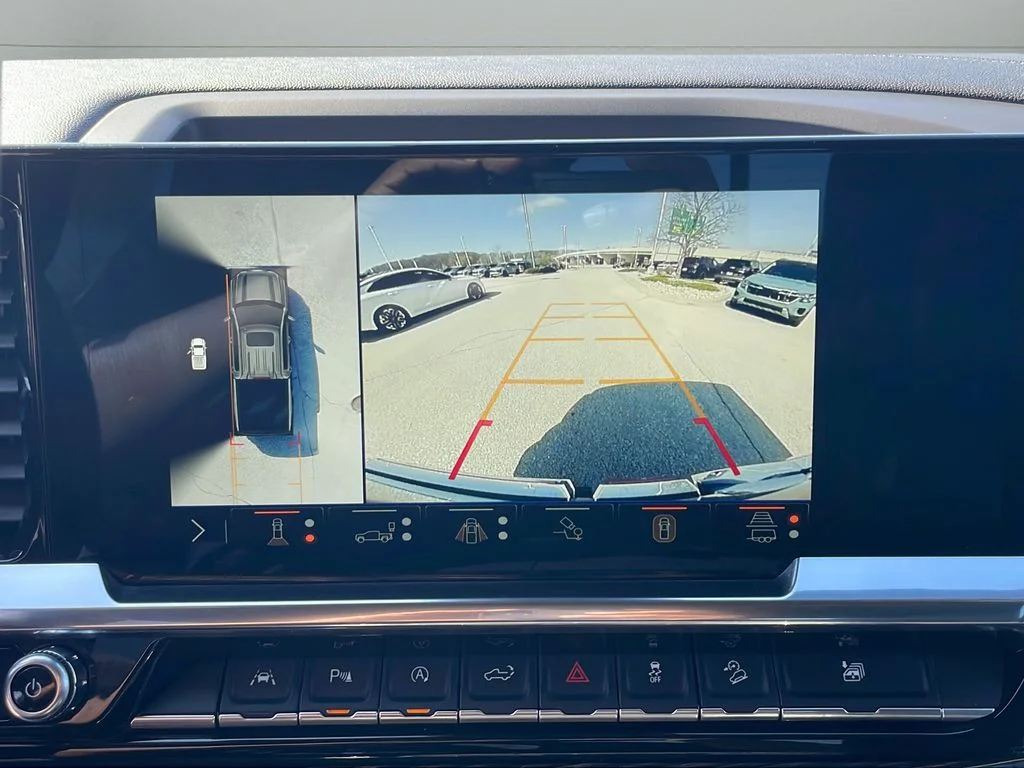 Used 2025 Black GMC Elevation image 26