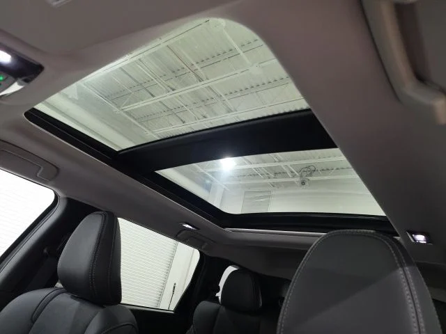 2026 Mitsubishi Outlander SE - Photo 17