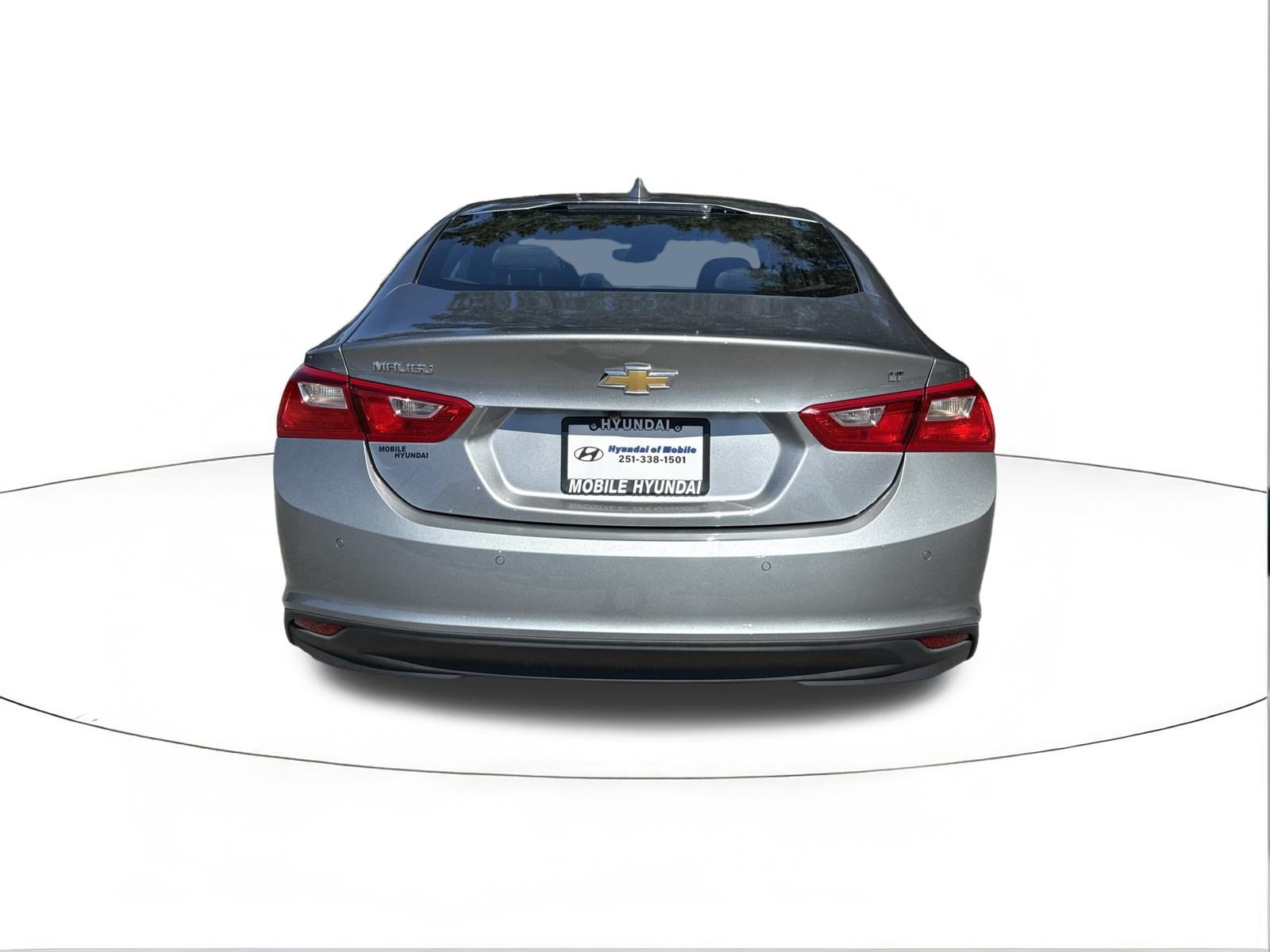 Used 2025 Sterling Gray Metallic Chevrolet LT image 4
