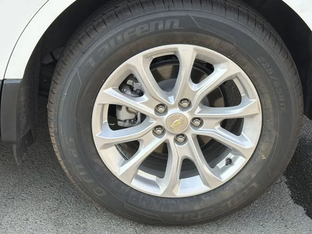 Used 2021 White Chevrolet LS image 16
