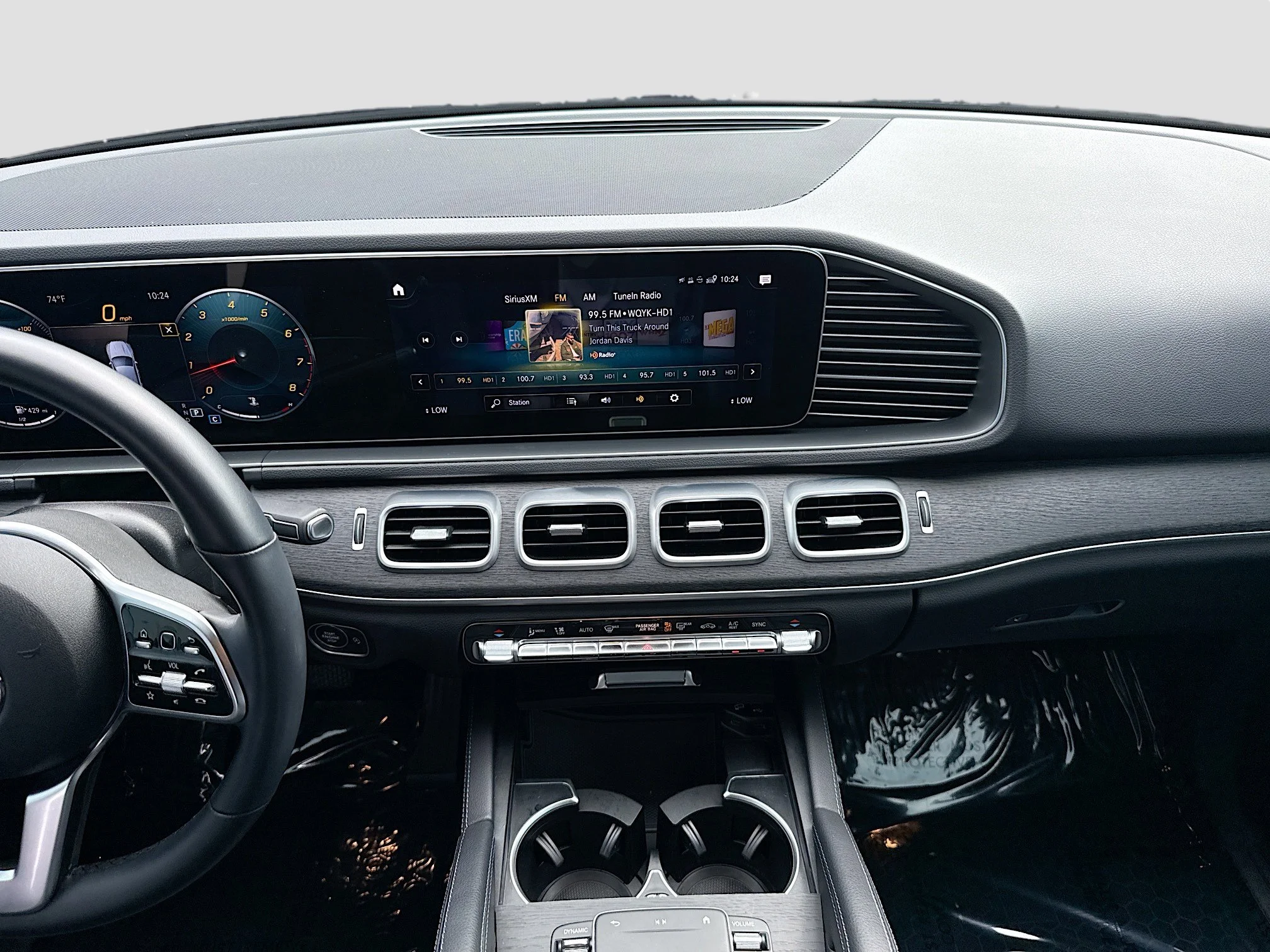 Used 2022 Black Mercedes-Benz GLE 350 image 18