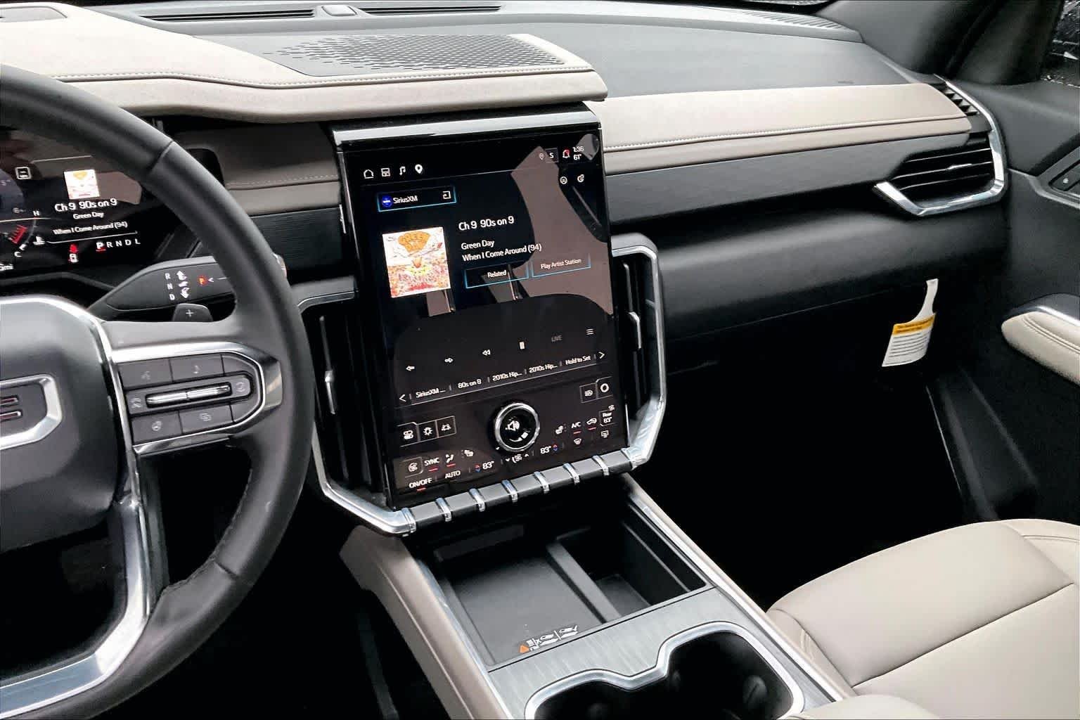 Used 2025 WHITE GMC FWD Elevation image 6