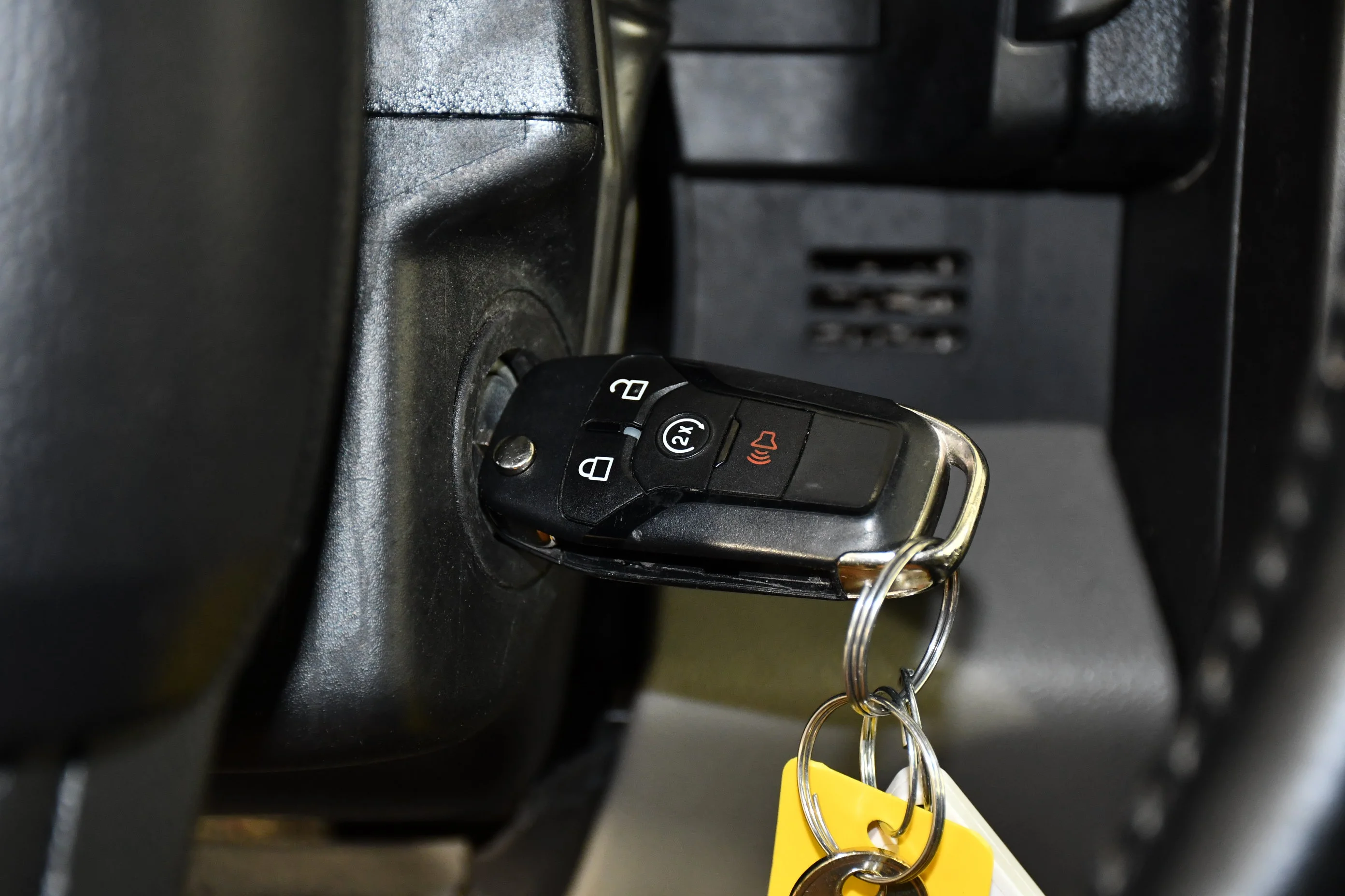Used 2019 Black Metallic Ford XLT image 26