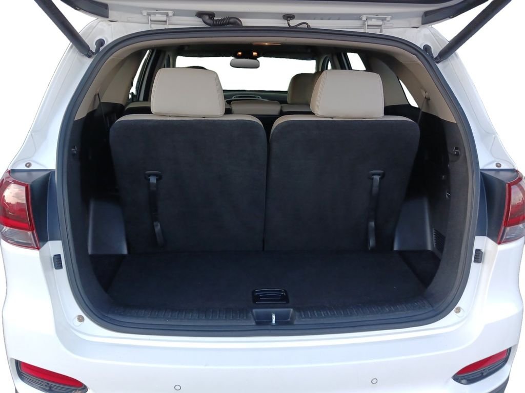 Used 2019 White Kia EX image 13