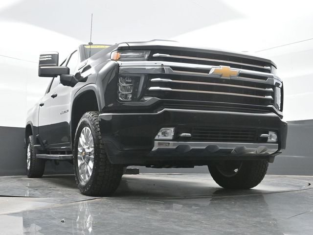 Used 2023 Black Chevrolet High Country image 22