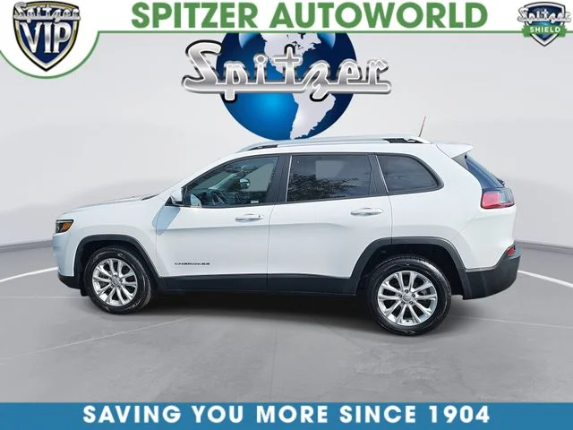 Used 2021 White Jeep Latitude image 1
