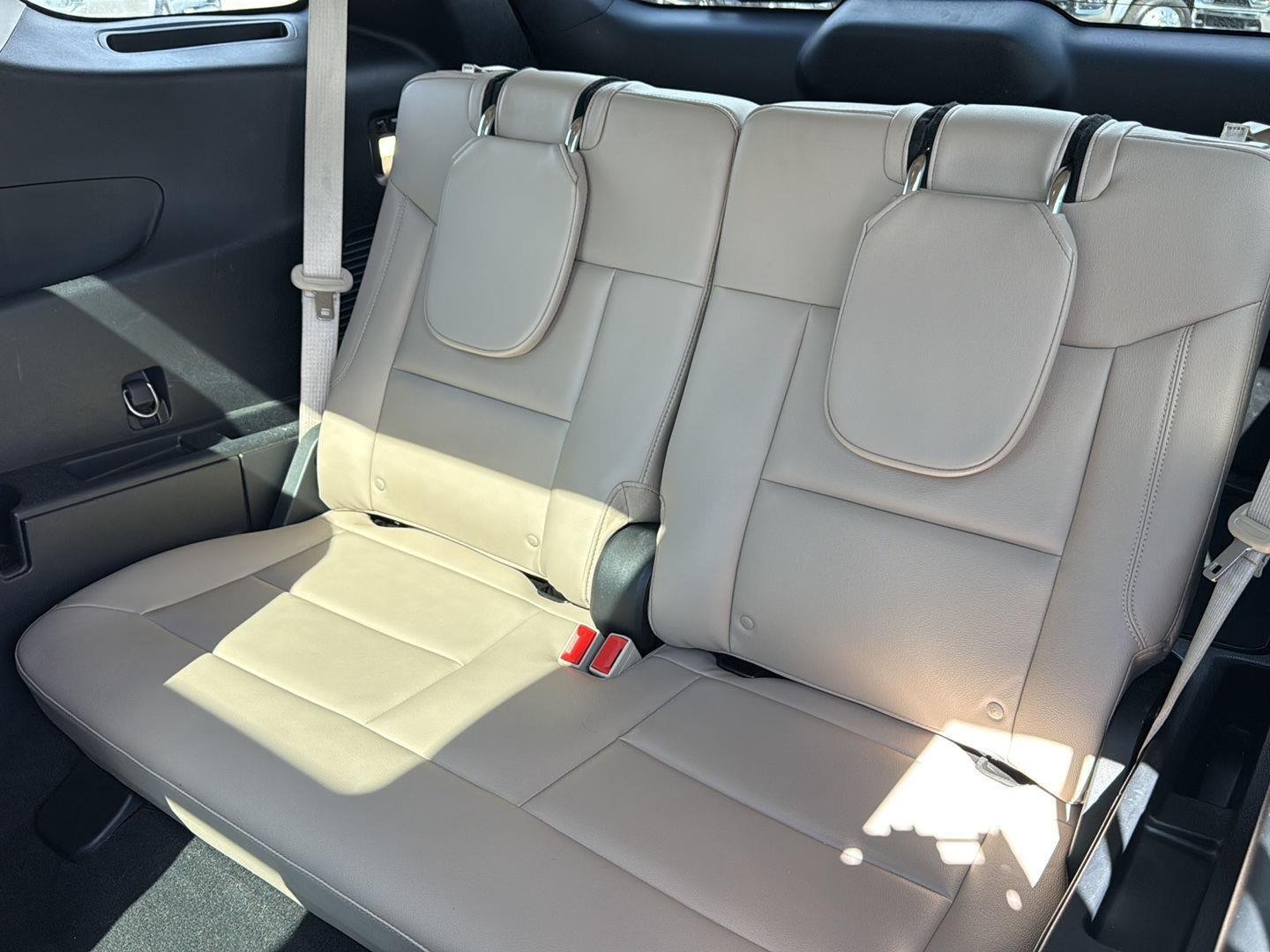 2023 Ford Explorer Limited - Photo 13