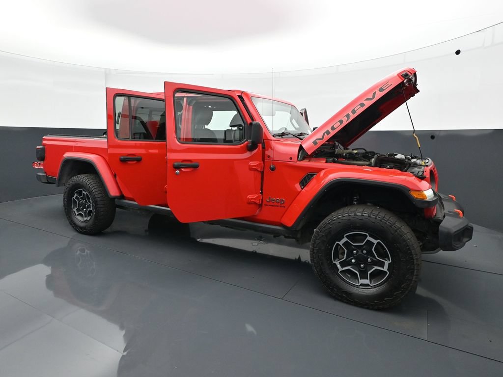 Used 2023 Firecracker Red Clearcoat Jeep Mojave 4x4 image 34