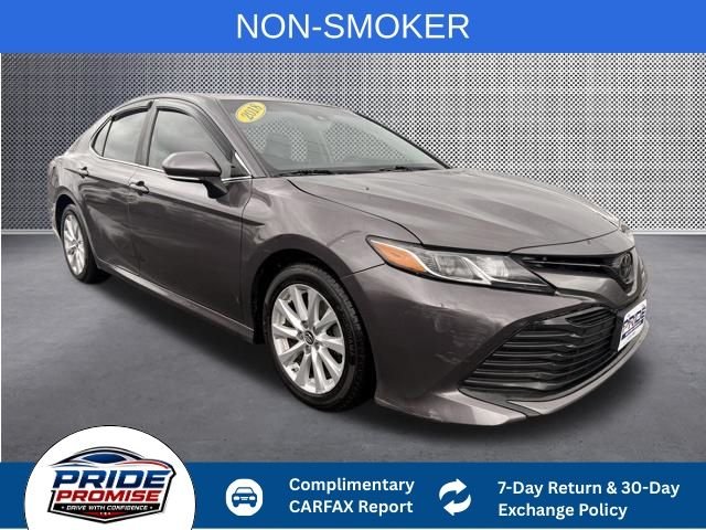 Used 2018 Gray Toyota LE image 10