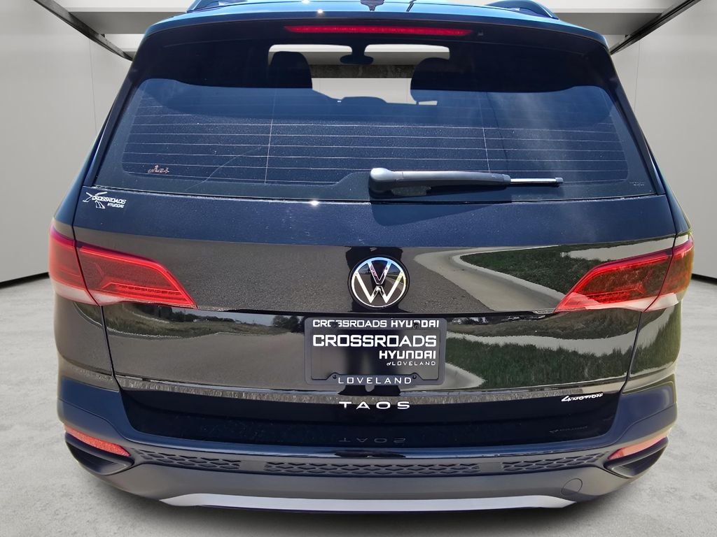 Used 2023 Deep Black Pearl Volkswagen S image 4