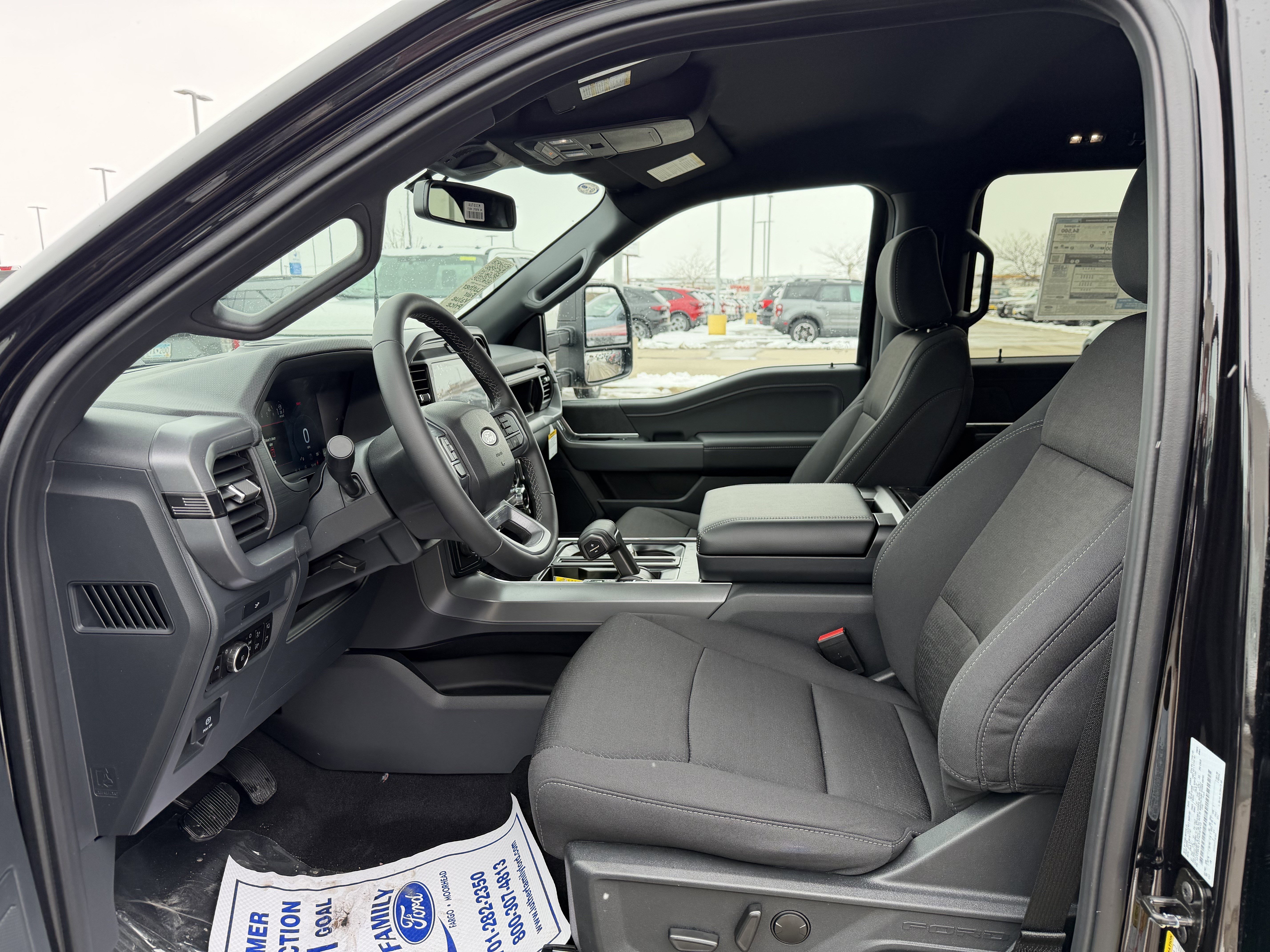 New 2026 Agate Black Metallic Ford XLT image 5
