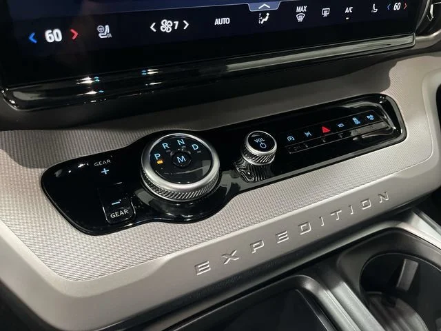 New 2027 Agate Black Metallic Ford Active image 20
