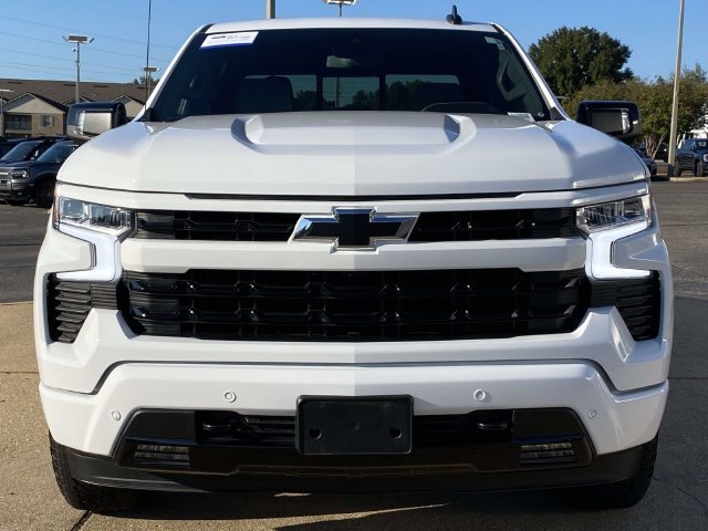 Certified Used 2025 Summit White Chevrolet RST image 7