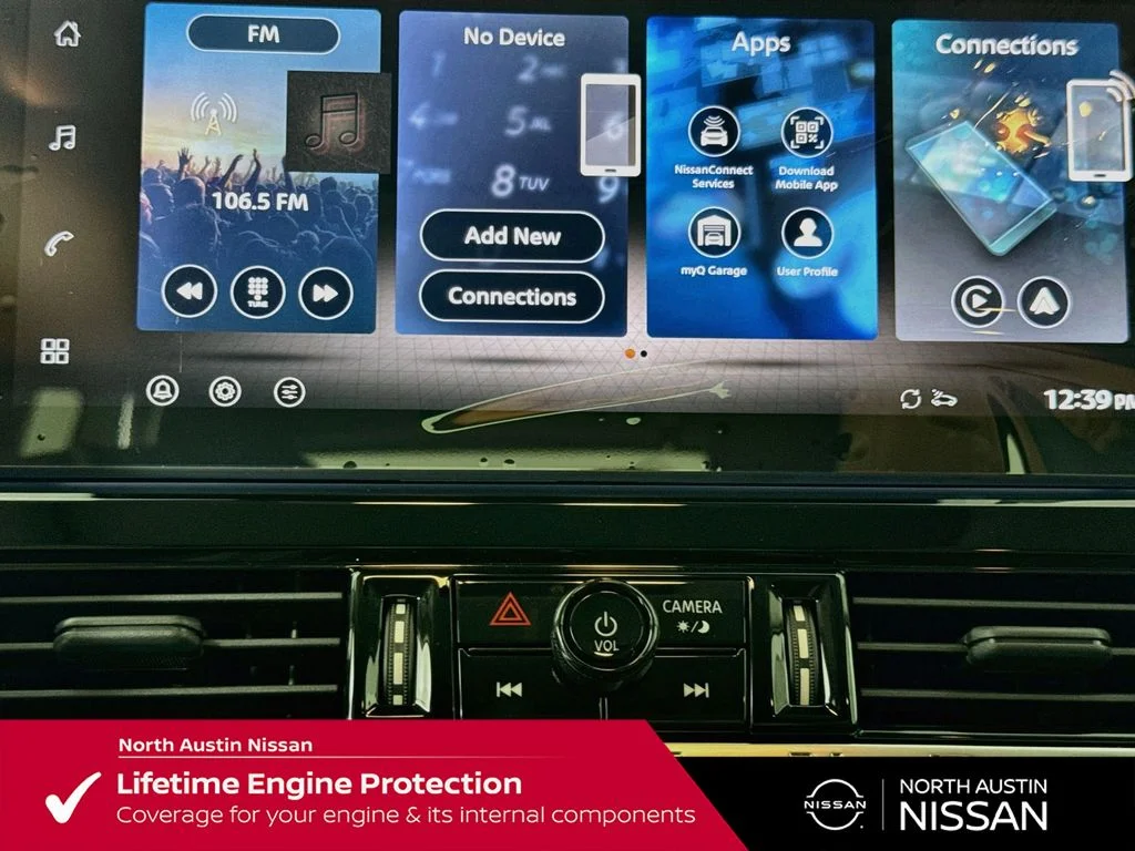 New 2026 White Nissan Platinum image 17