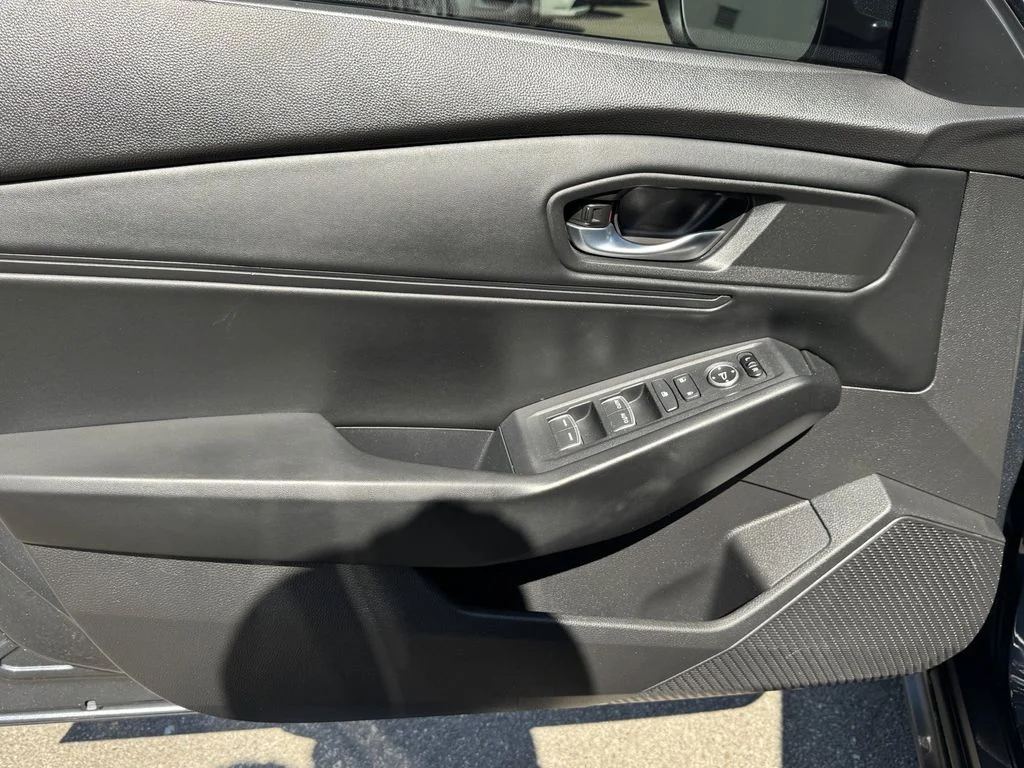 Used 2023 Gray Metallic Honda EX image 15