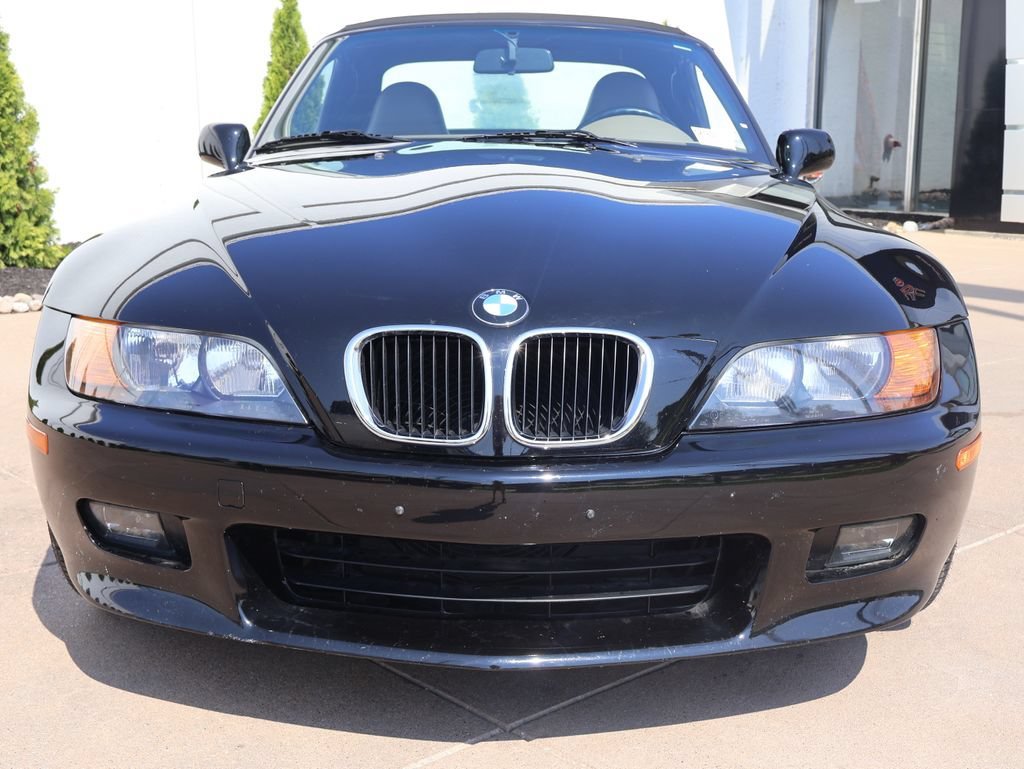 Used 1997 BMW Z3 ROADSTER with VIN 4USCJ3329VLC07904 for sale in Kansas City