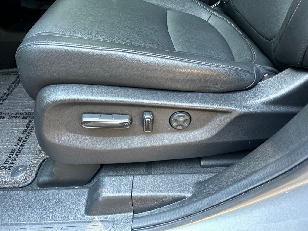 2025 Honda Odyssey EX-L - Photo 14