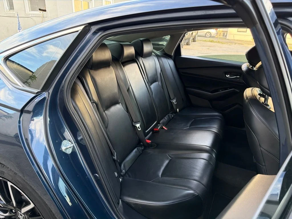 Used 2023  Honda Touring image 14