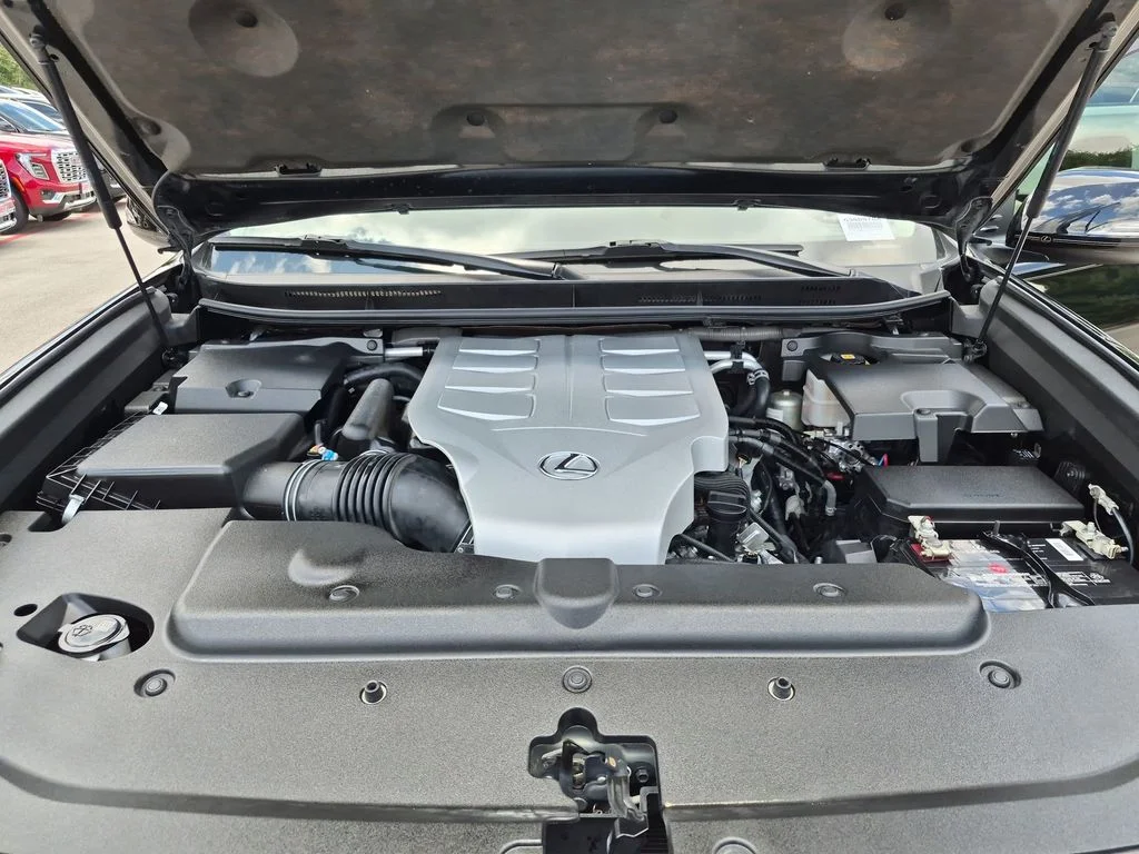 Used 2020 Black Lexus 460 image 15