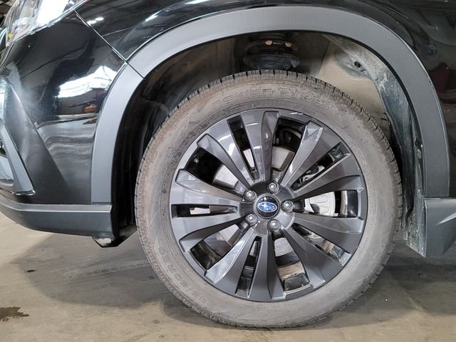 Used 2022 Crystal Black Silica Subaru Onyx Edition image 12