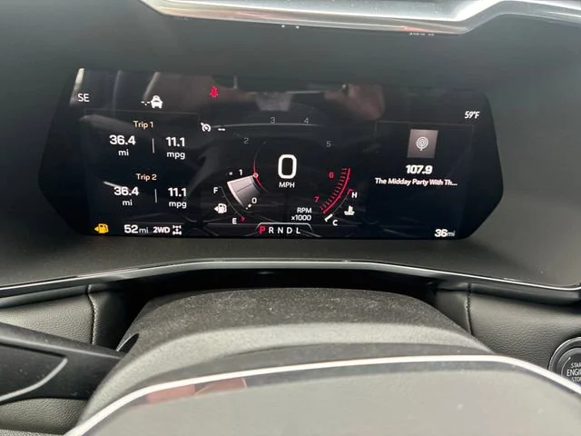 New 2026 Sterling Metallic GMC Elevation image 18