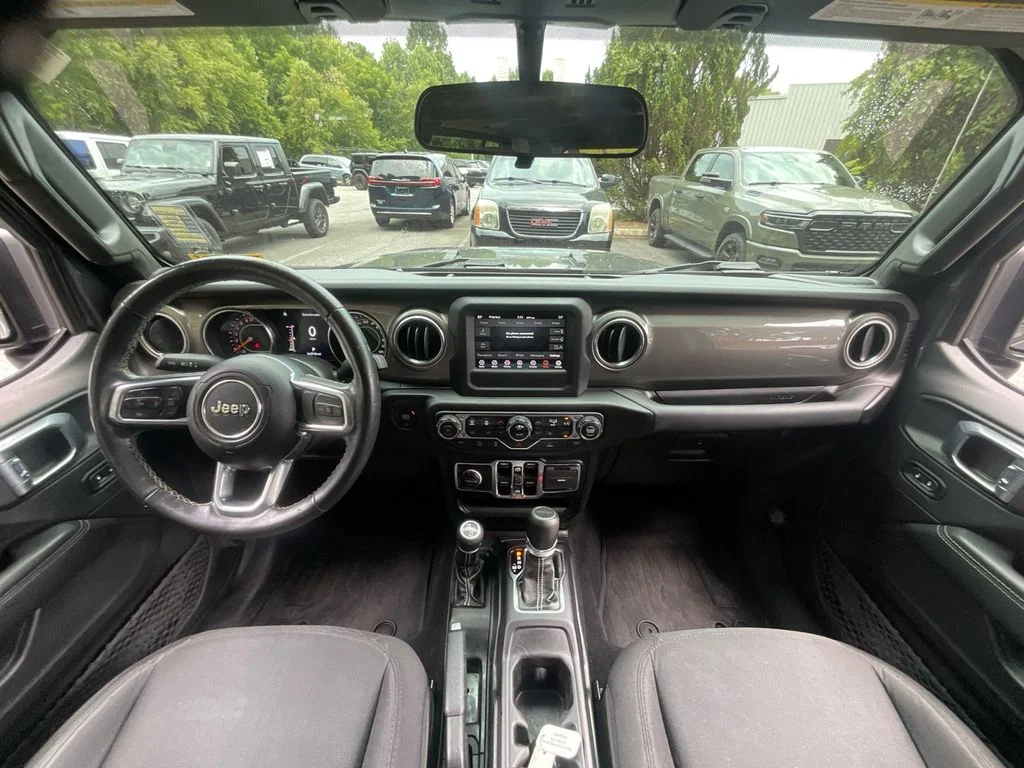 Used 2021 Gray Jeep Overland image 17