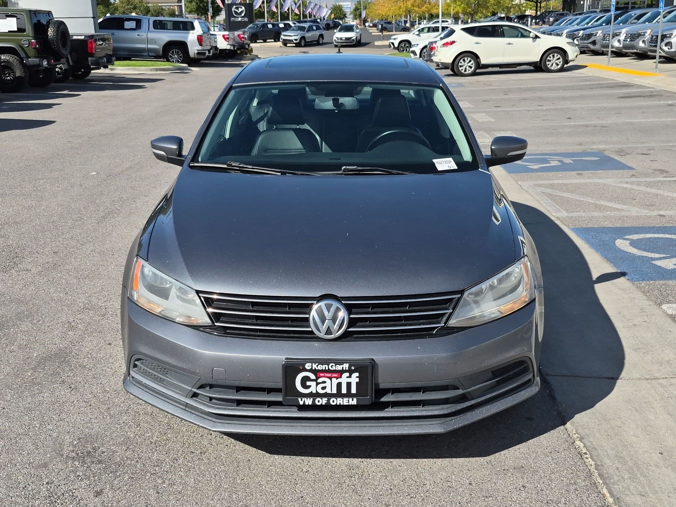 Used 2015 Platinum Gray Metallic Volkswagen 2.0L TDI SE w/Connectivity image 8