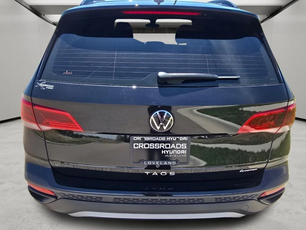 Used 2023 Deep Black Pearl Volkswagen S image 4