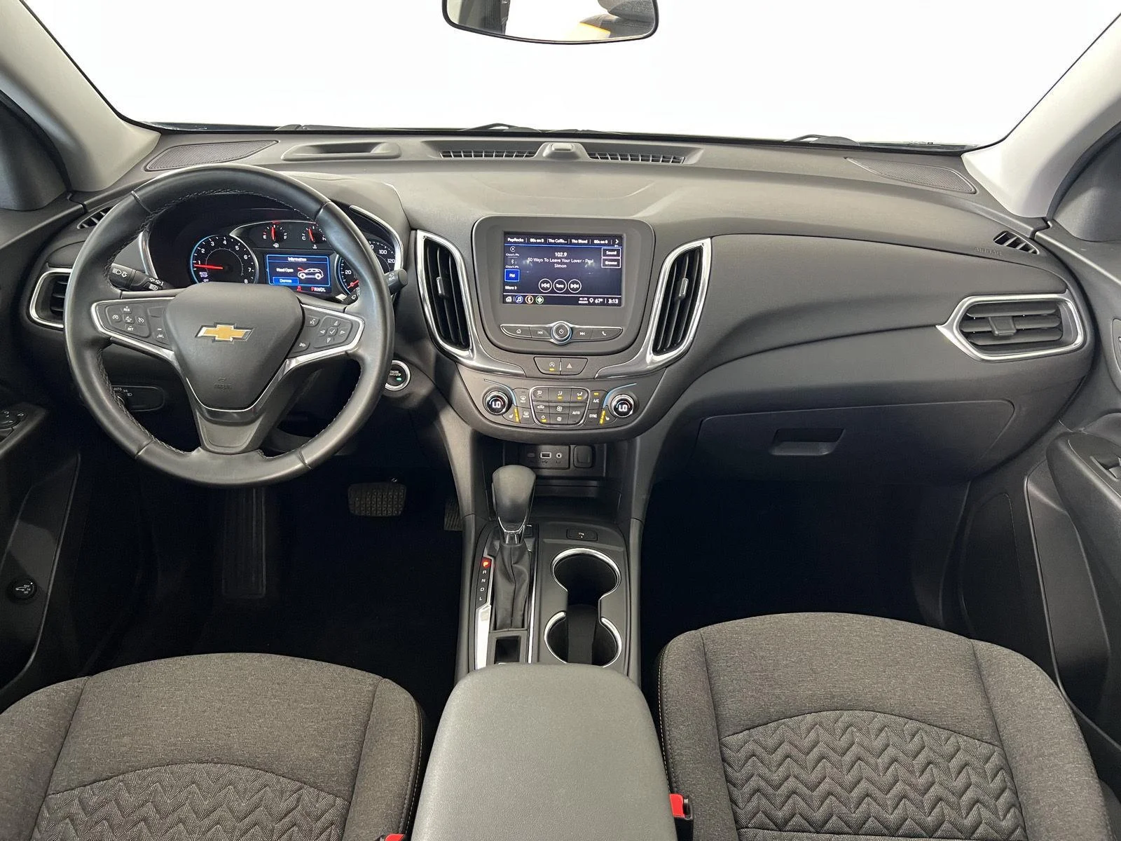 Used 2024 Sterling Gray Metallic Chevrolet LT image 18
