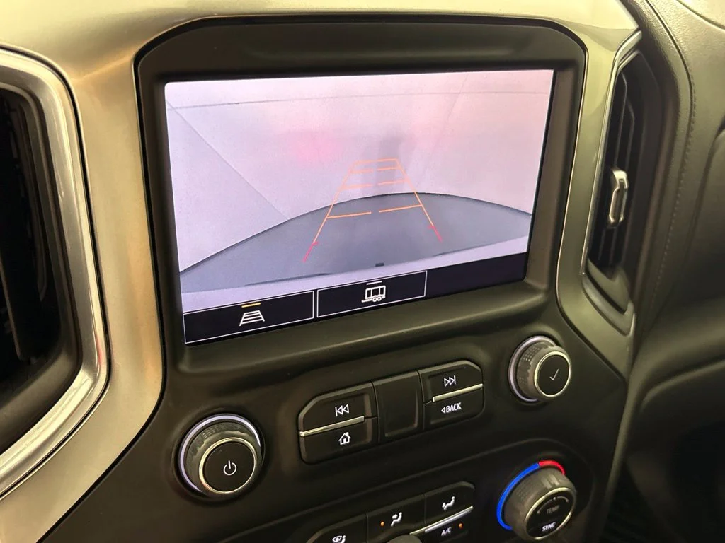 Used 2022 Silver Chevrolet LT image 40
