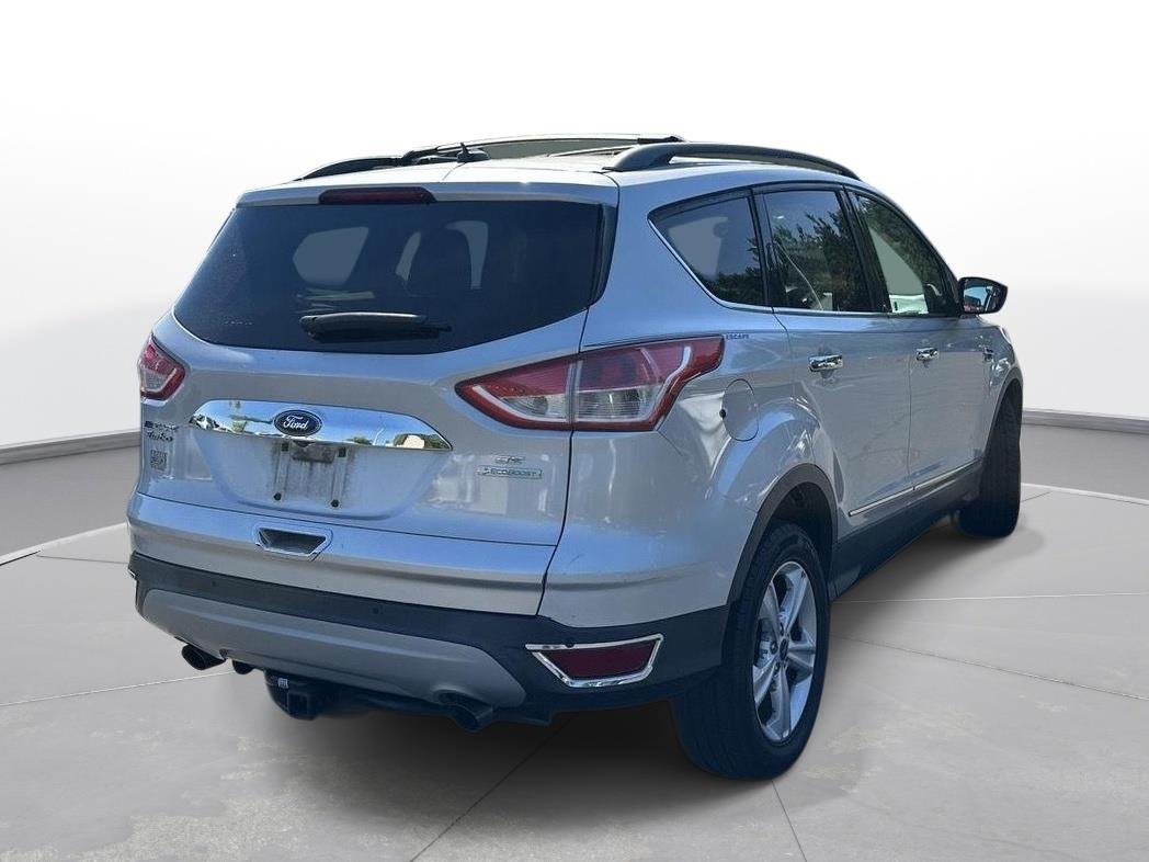Used 2014 Ingot Silver Metallic Ford SE image 6