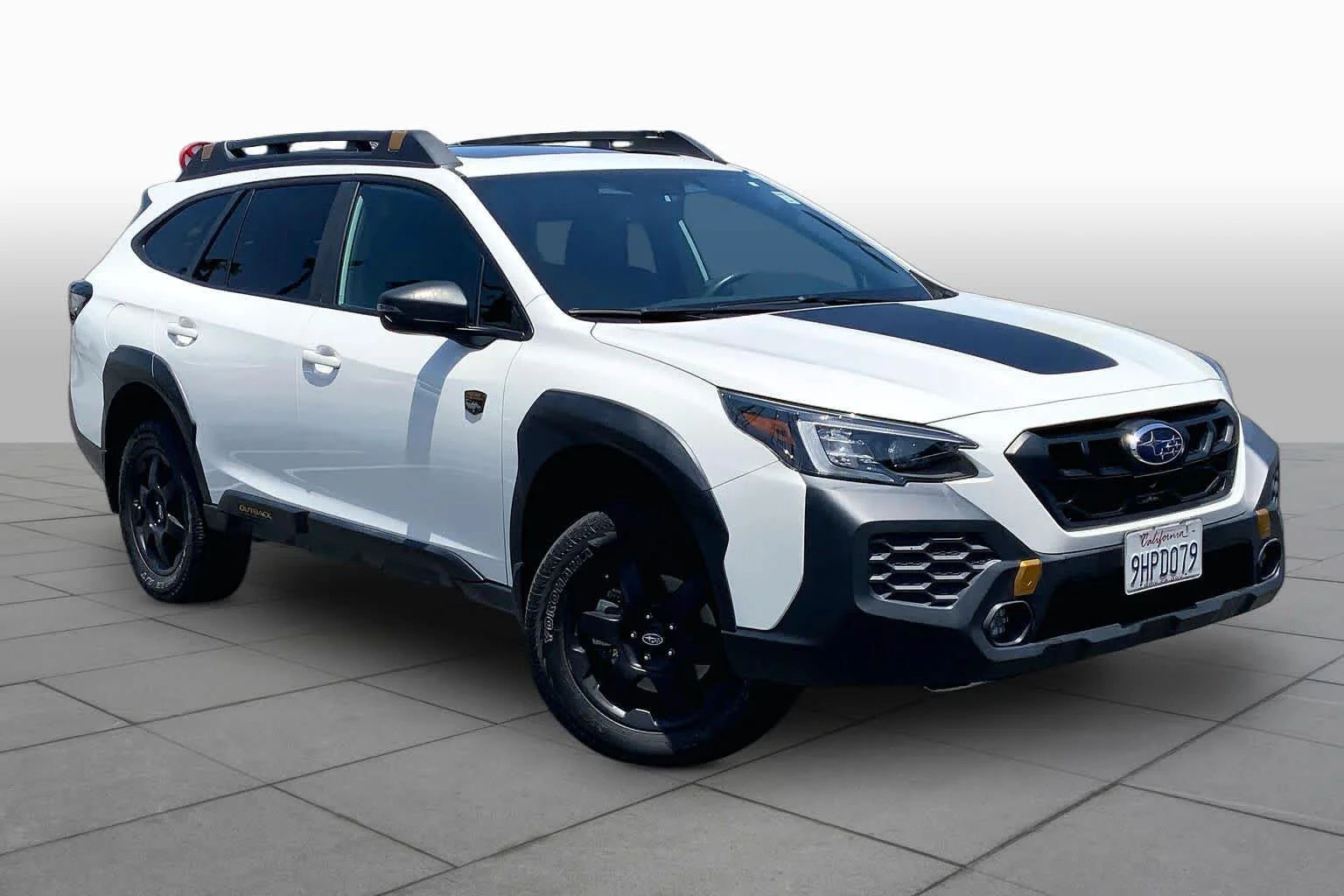 Used 2024 Crystal White Pearl Subaru Wilderness image 2